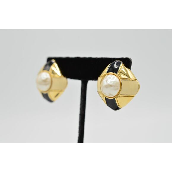 Givenchy Vintage Clip On Earrings Gold Black Enamel White Pearl Signed 1980s 9G - Picture 2 of 10